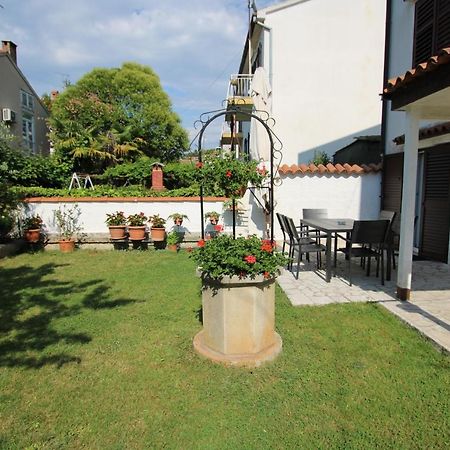 Apartment Sunny Garden Poreč Buitenkant foto