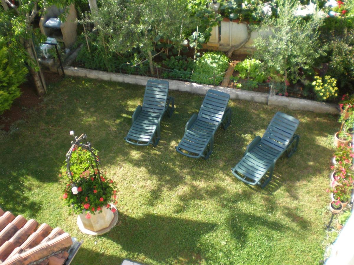 Apartment Sunny Garden Poreč Buitenkant foto